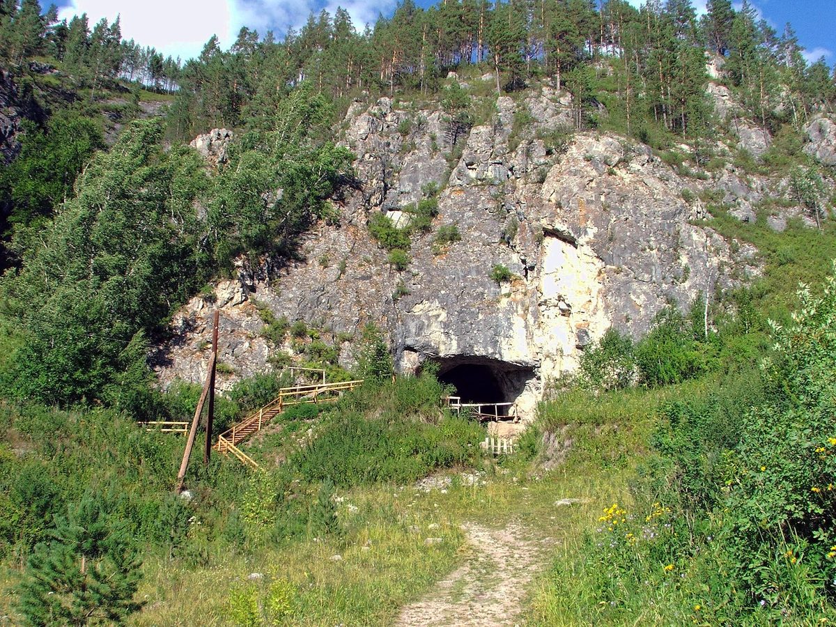 Grotte de Denisova, Altaï