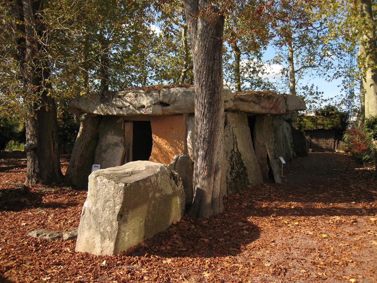 Grand dolmen de Bagneux, Saumur
