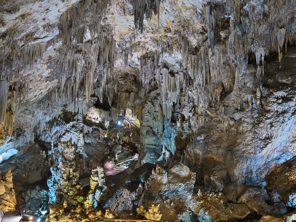 Une salle de la grotte