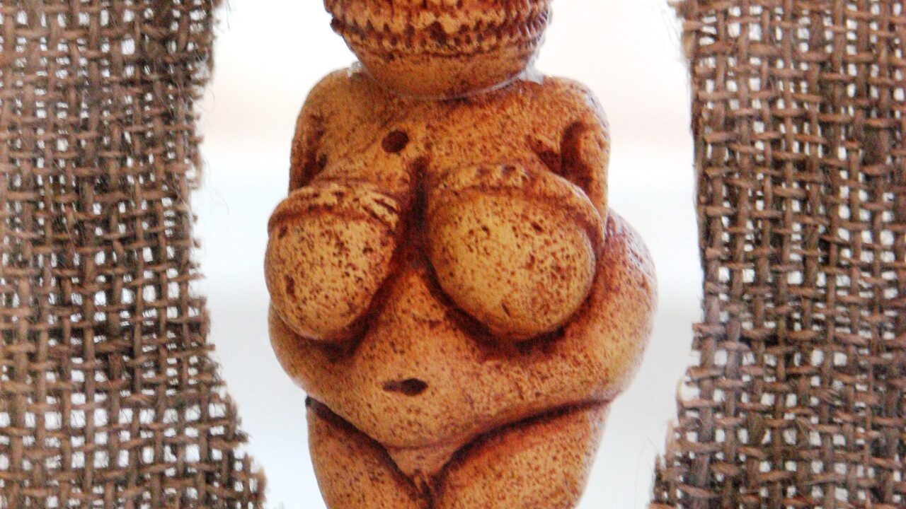 Réplique de la Vénus de Willendorf
