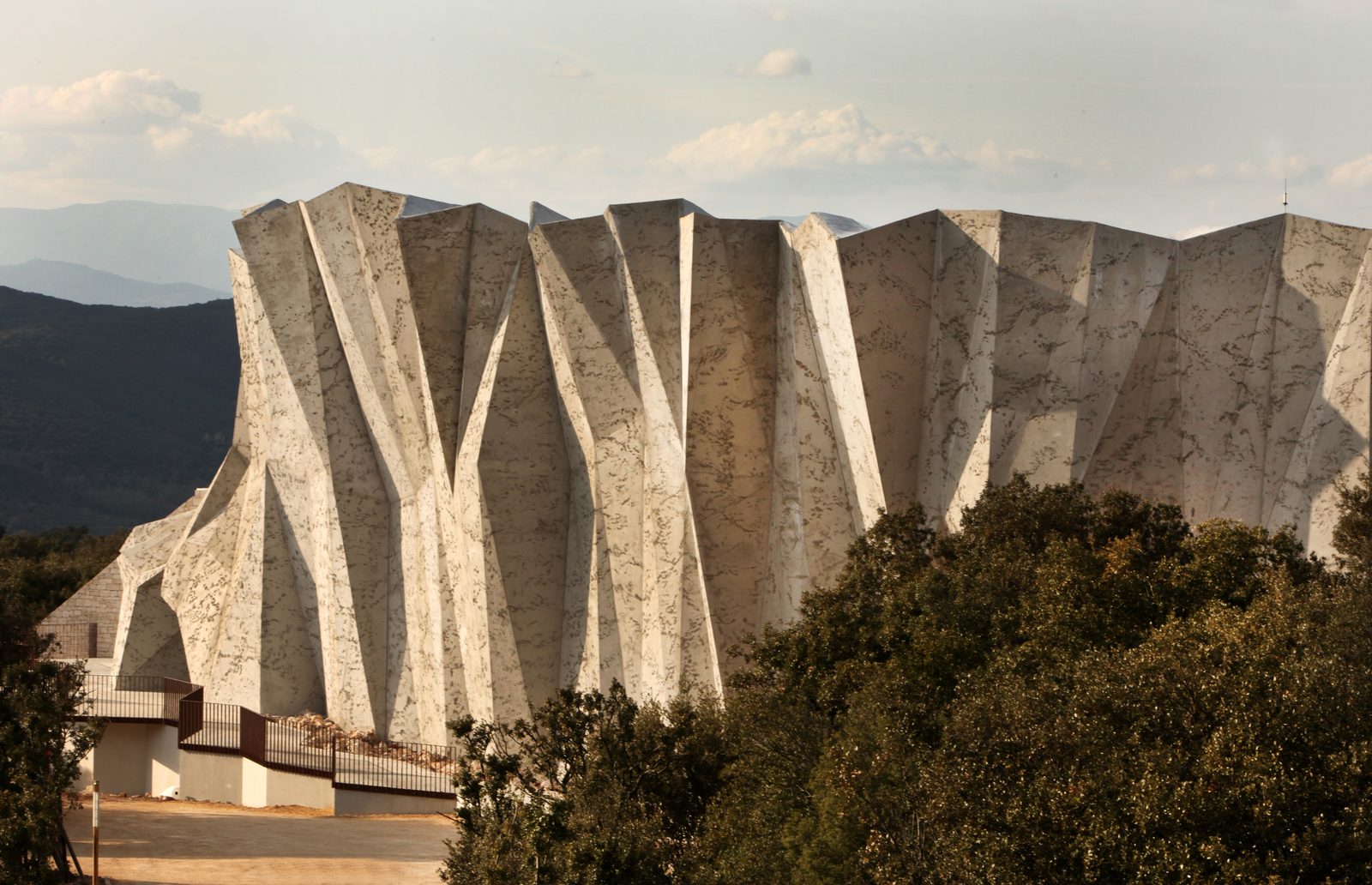 La scénographie de la caverne reconstituée
