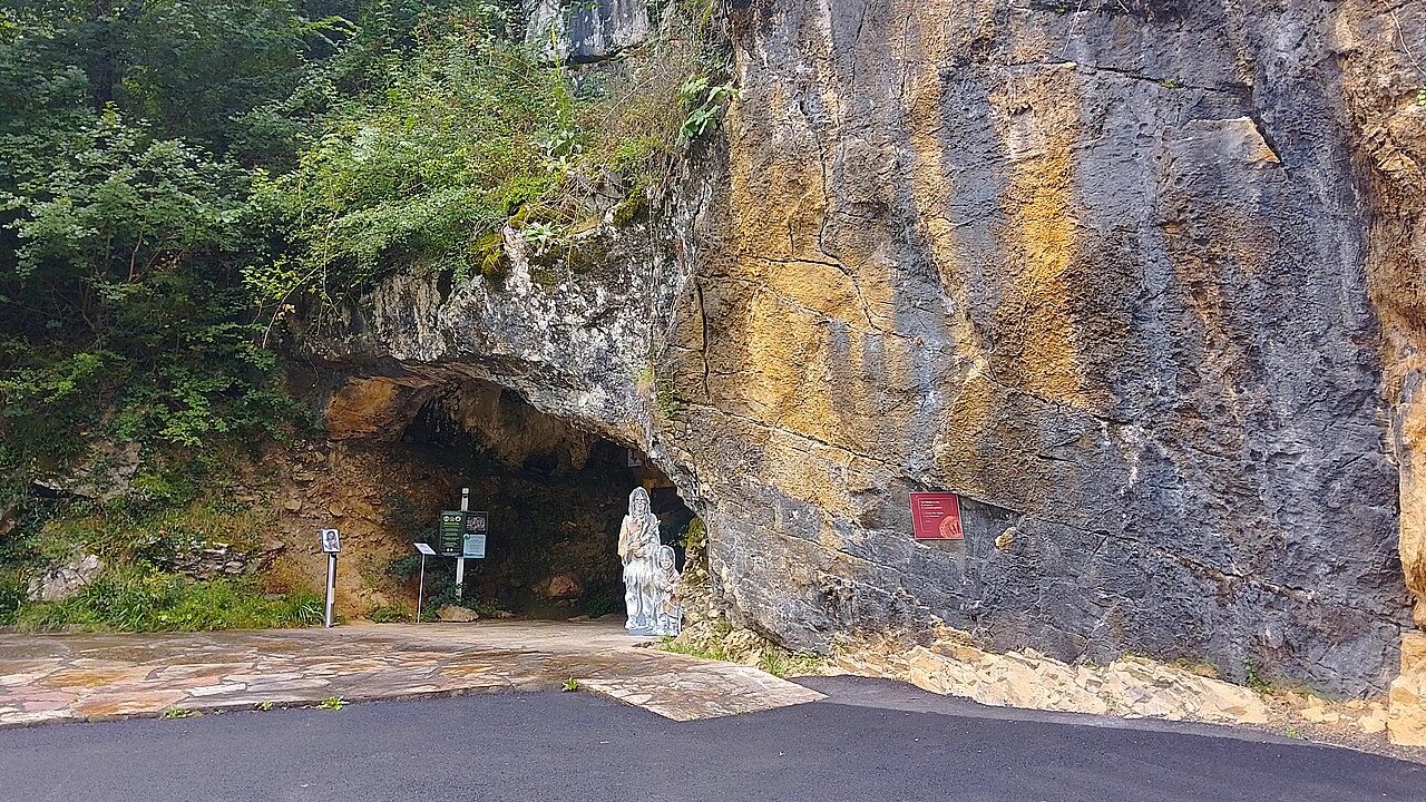 grottes-d-isturitz-et-d-oxocelhaya
