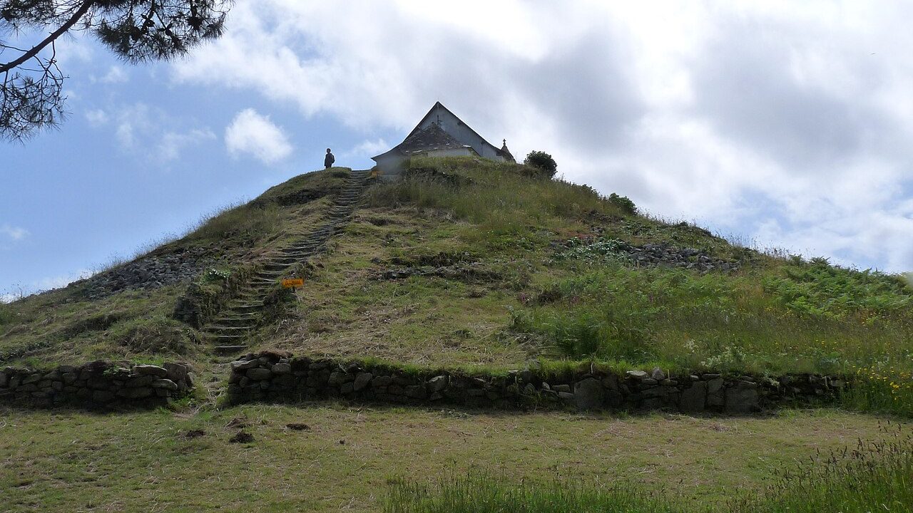 le-tumulus-saint-michel