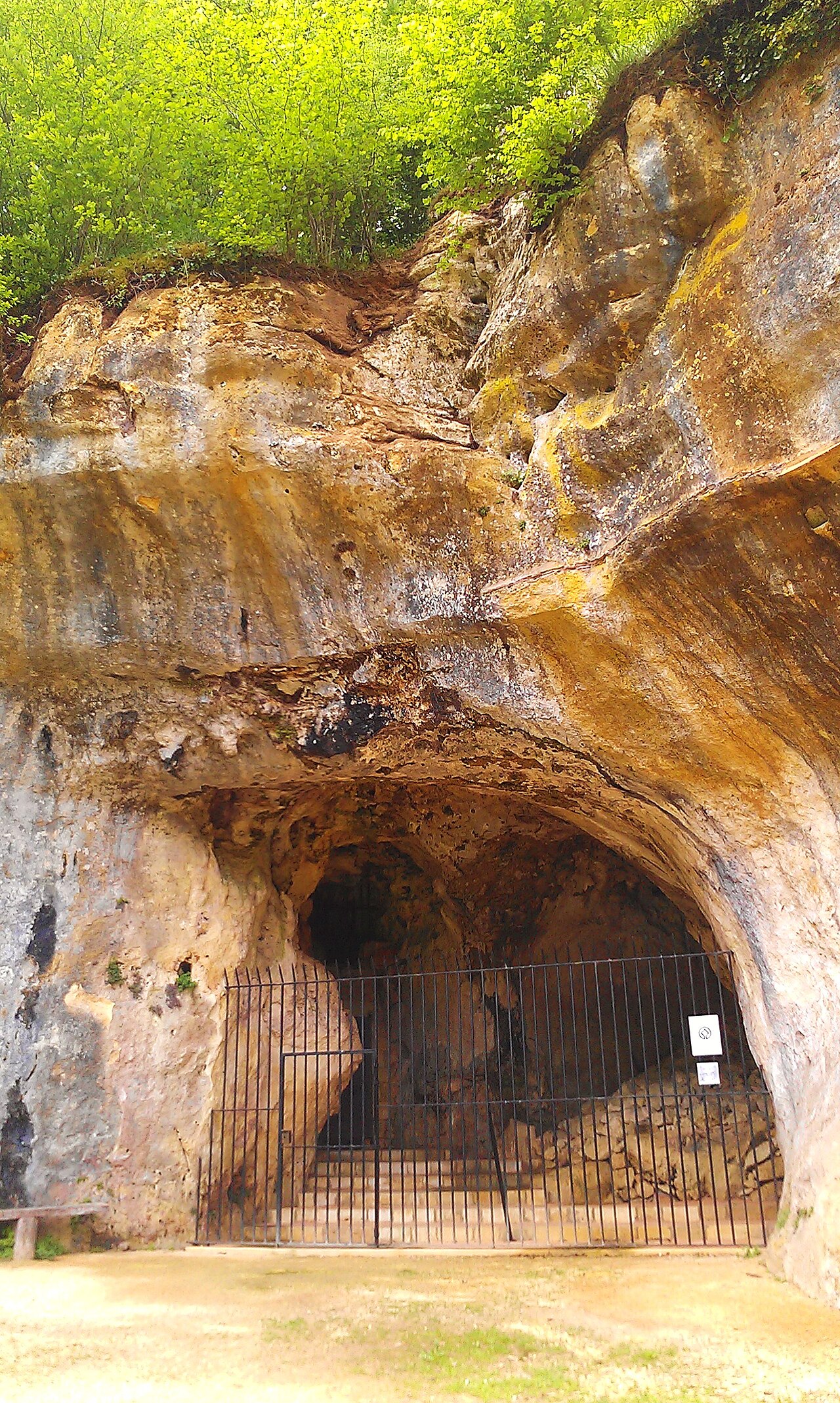 les-combarelles-grotte