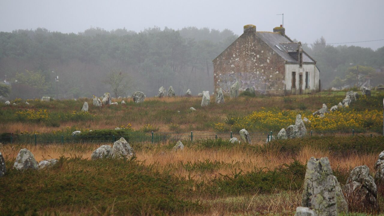 Alignements de Carnac – Maison des Mégalithes (photo du lieu)