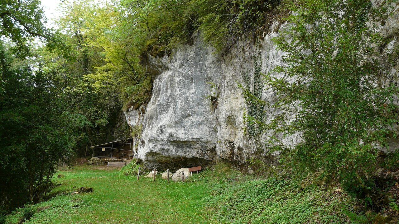Castel Merle (abris + musée) (photo du lieu)