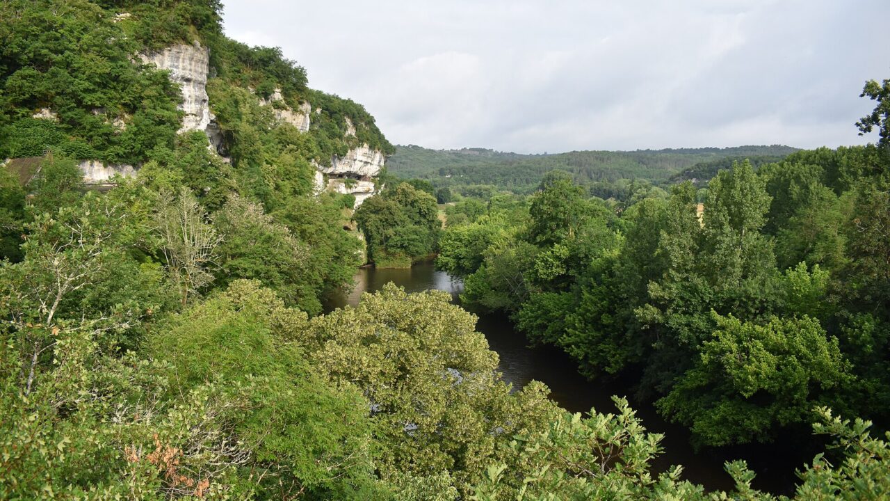 La Roque Saint-Christophe (photo du lieu)