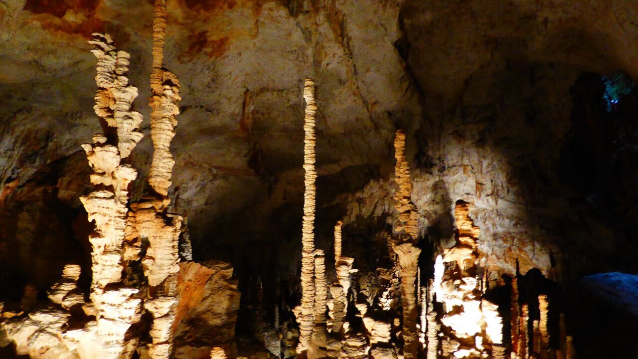 Orgnac – Grotte et cité de la Préhistoire (photo du lieu)