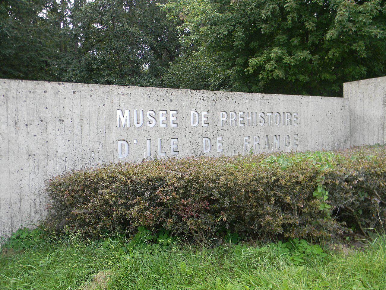 mus-e-de-pr-histoire-d-le-de-france-nemours