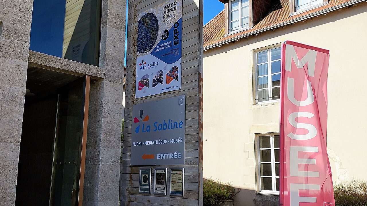 mus-e-de-pr-histoire-lussac-les-ch-teaux