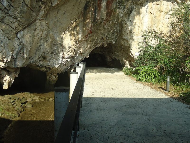 Tito Bustillo – Grotte