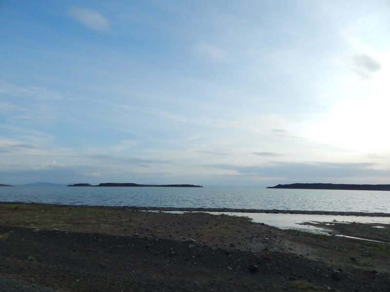 La rive sud du lac Turkana, au Kenya