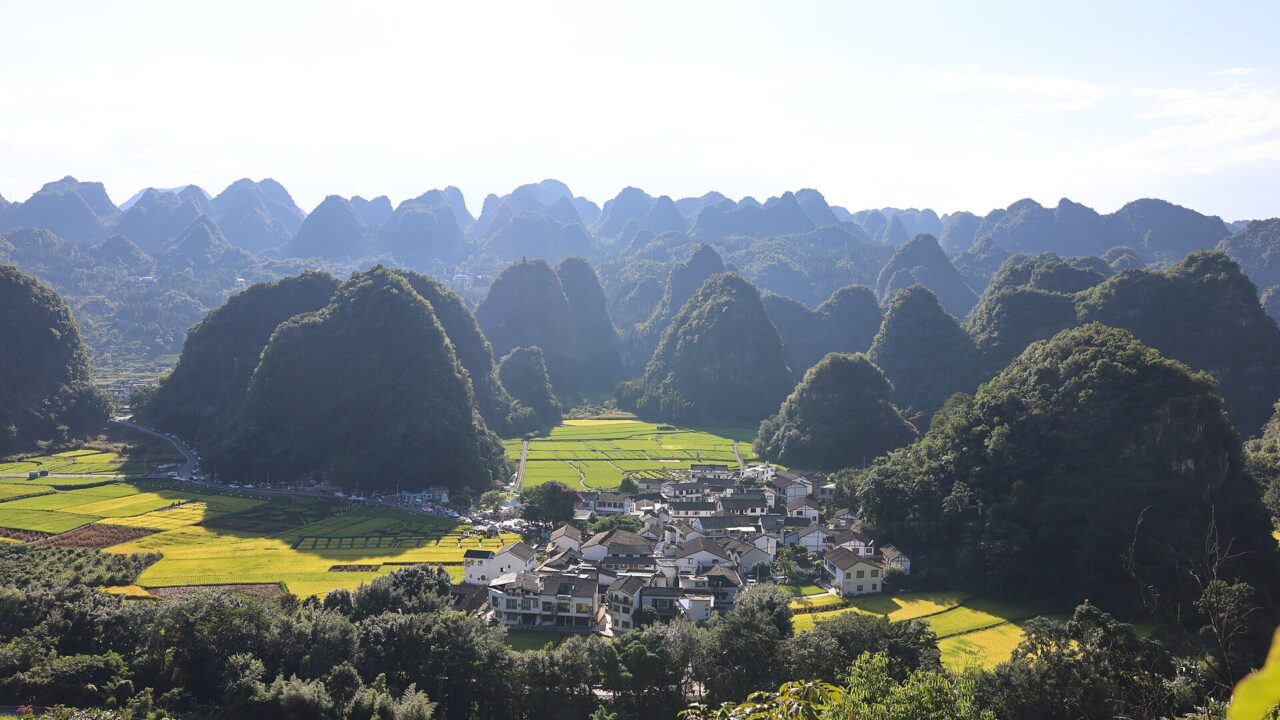 Paysage karstique du Guizhou, dans le sud-ouest de la Chine.