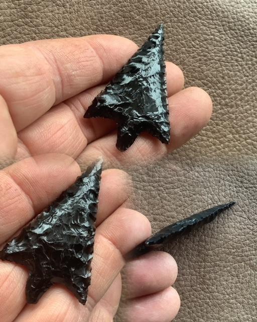 Armature de flèche en Obsidienne 5.7 cm n° 25-1
