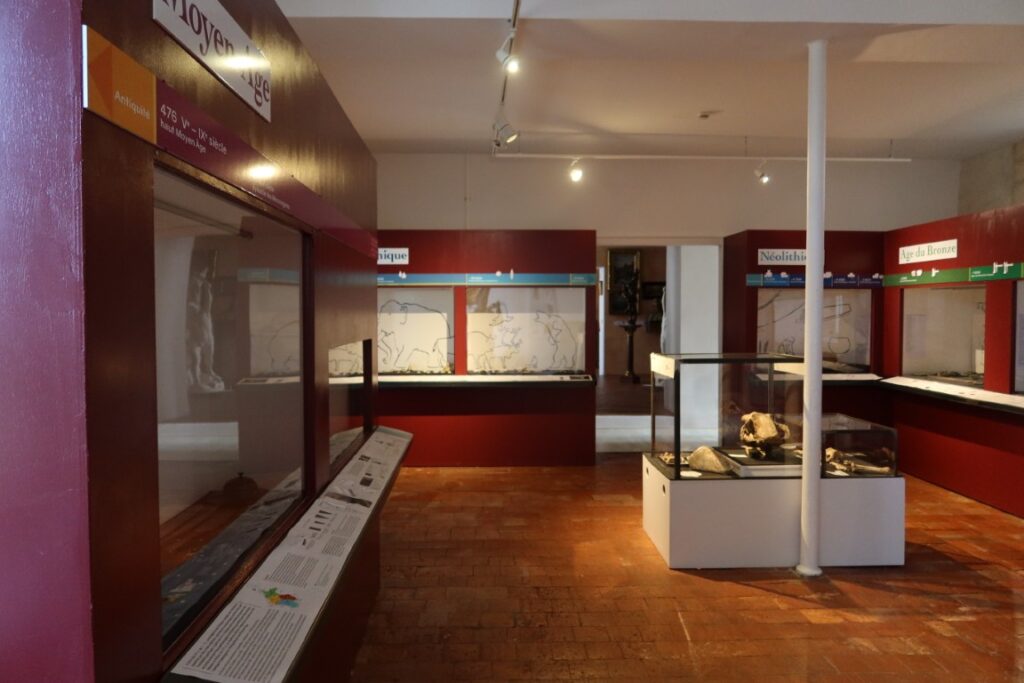 Salle d’archéologie en Avallonnais