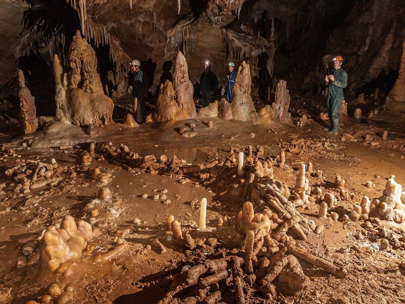 Les cercles de stalagmites de Bruniquel