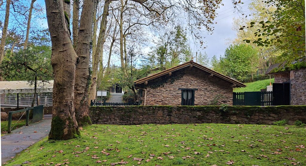 Le bâtiment du musée de site