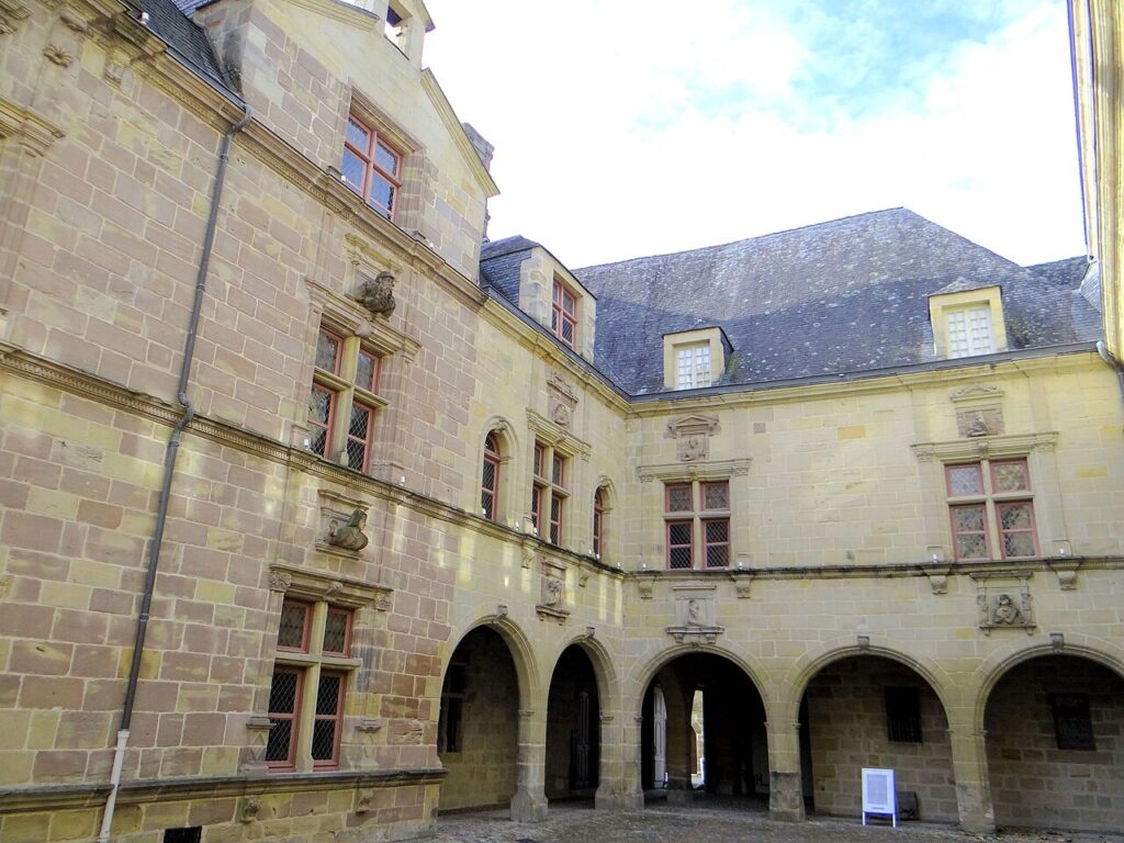 Cour Renaissance de l’hôtel Labenche