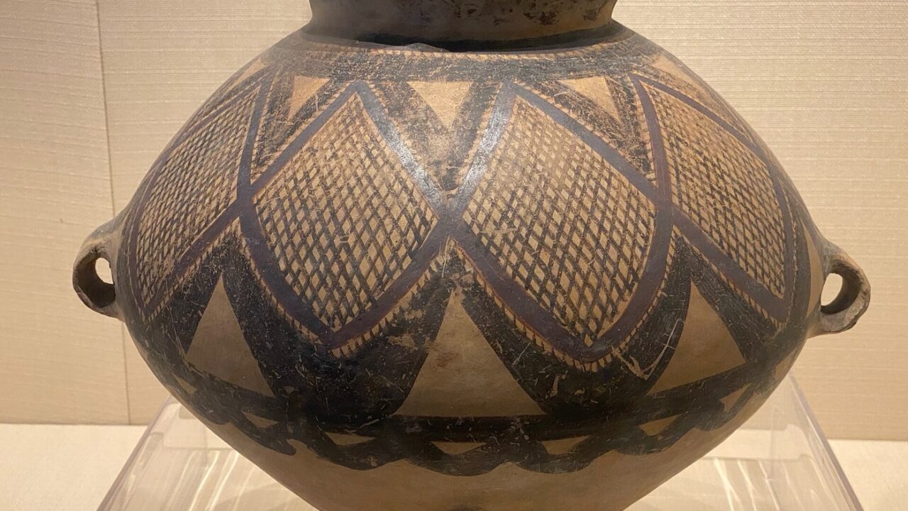 Jarre peinte de la culture de Majiayao, Gansu
