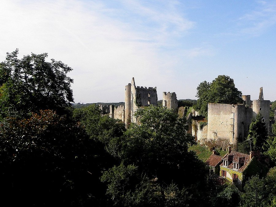 Le village d’Angles-sur-l’Anglin